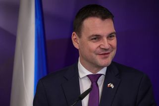 Macinka vyzval Pavla, ať stáhne žalobu na vládu. Dostal se tím do pikantního rozporu